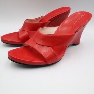 Nine West Faux Leather Wedge Heel Shoe Size 8.5 Red Sandal EUC Chic Versatile